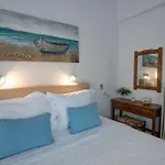 Lilian Beachfront Apartman *