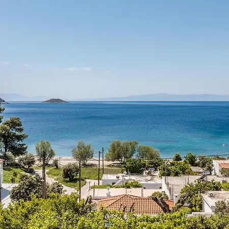 Lilian Beachfront Apartmán Neo Klima