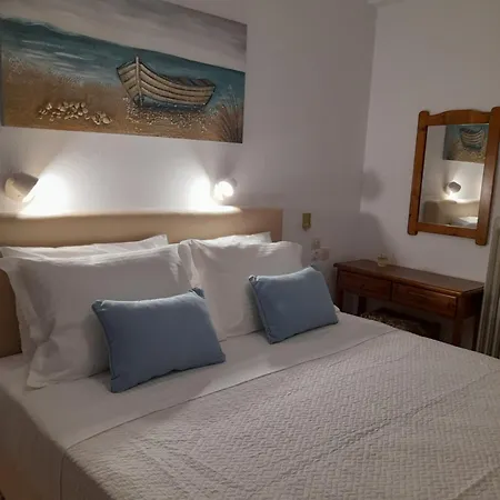 Lilian Beachfront