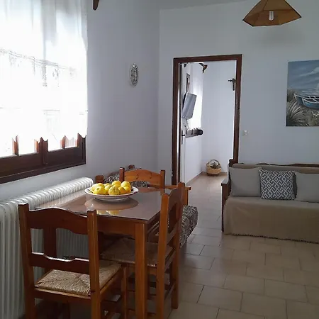Lilian Beachfront Apartamento *