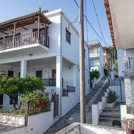 Lilian Beachfront Neo Klima