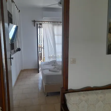 Lilian Beachfront
