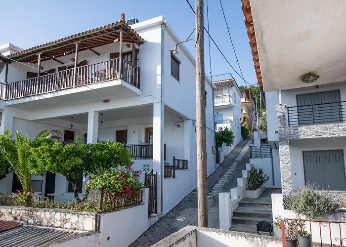 Lilian Beachfront Neo Klima